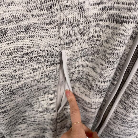 Kuhl Women's Ascendyr Hoody in Ash XL - Picture 5 of 7